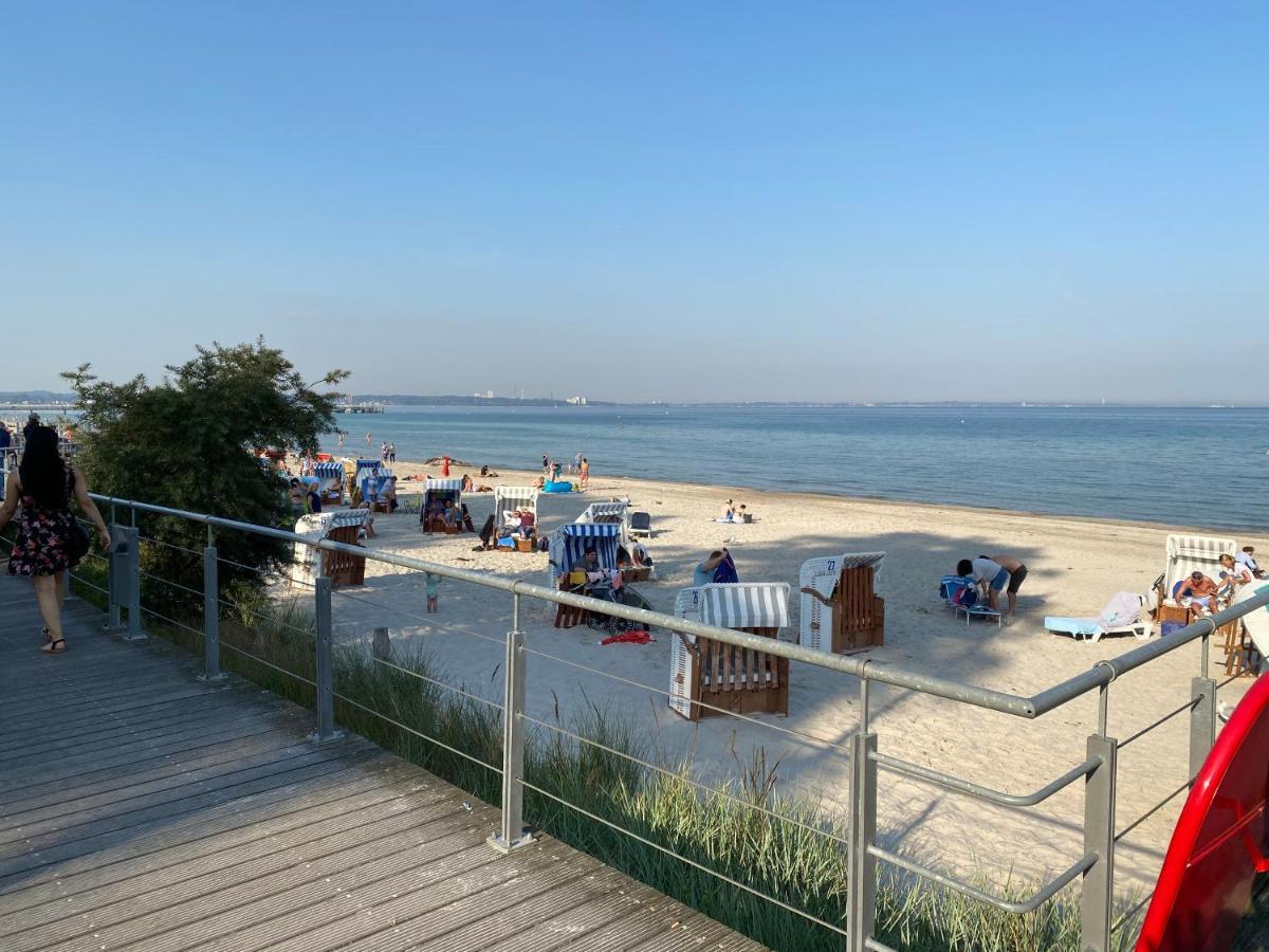 Moderne 3-Zi-Wohnung Mit Meerblick Direkt Am Strand ชาร์บอยท์ซ ภายนอก รูปภาพ