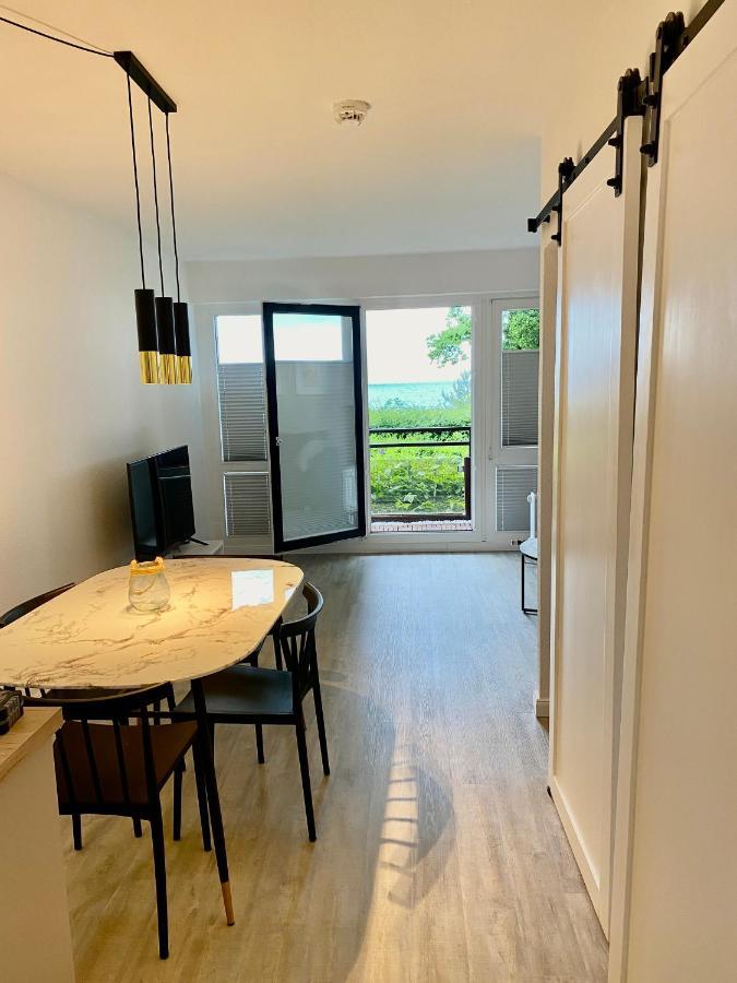 Moderne 3-Zi-Wohnung Mit Meerblick Direkt Am Strand ชาร์บอยท์ซ ภายนอก รูปภาพ
