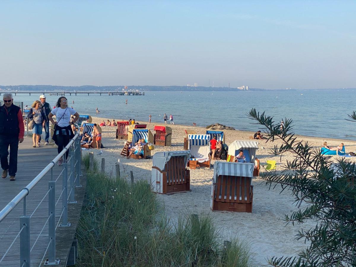 Moderne 3-Zi-Wohnung Mit Meerblick Direkt Am Strand ชาร์บอยท์ซ ภายนอก รูปภาพ